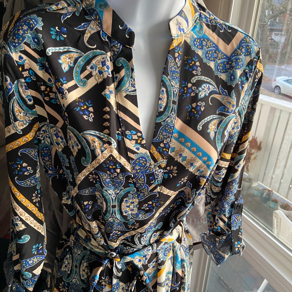 Shein Paisley work dress. Light comfortable material. - Picture 4 of 7